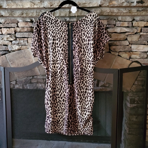 Nwot/Swool Leopard  zipper detail Dress - Picture 5 of 6